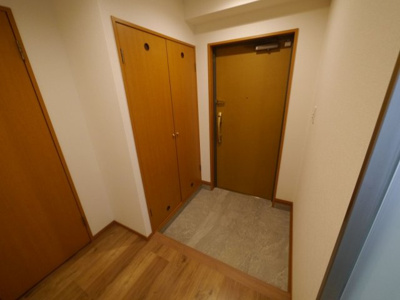 【玄関】 | ピュアドームアーティック平尾（ピュアドームアーティックヒラオ） | 別号室の写真になります。現況優先。