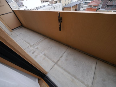 【バルコニー】 | ピュアドームアーティック平尾（ピュアドームアーティックヒラオ） | ※別号室の写真になります。現況優先。
