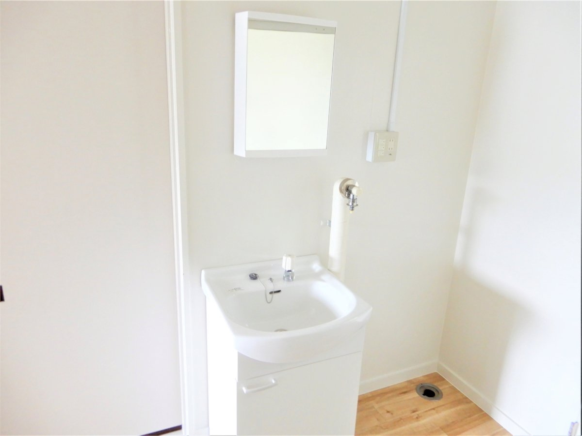 ビレッジハウス中桜田2号棟の独立洗面台|サンプル