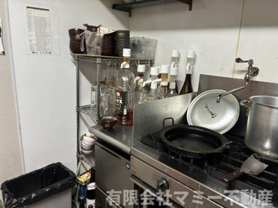 【居間・リビング】 | 諏訪栄町1棟住付店舗K