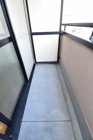 ロイヤルレスト芦原のバルコニー