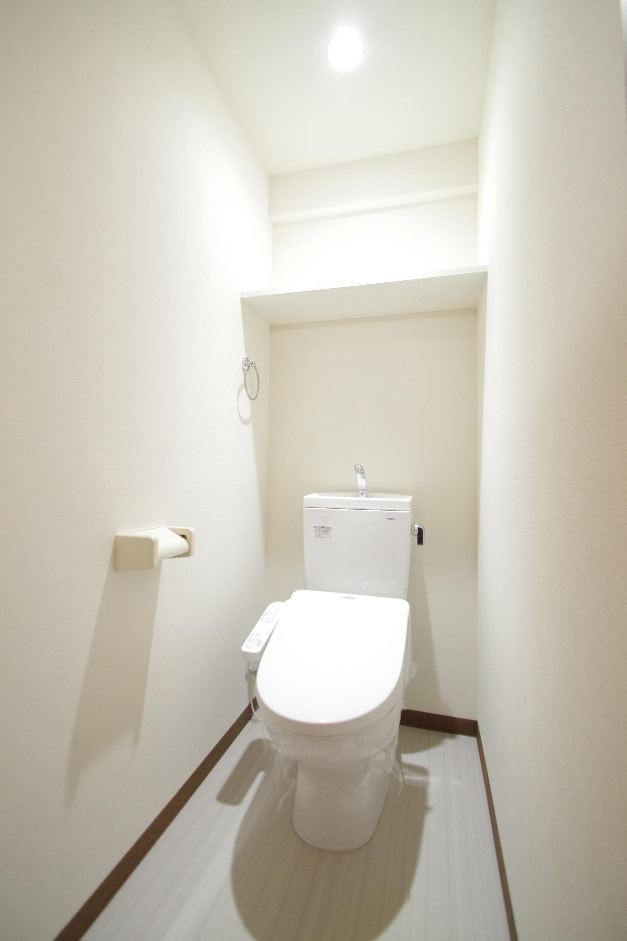 熊本市中央区新町２丁目の賃貸マンションのトイレ