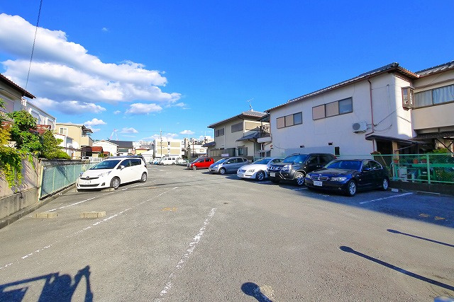 松田モータープール(三条添川町）の外観