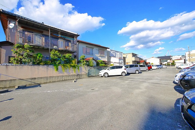 松田モータープール(三条添川町）の外観