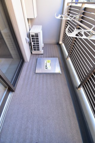 シーズンフラッツ靭本町のバルコニー