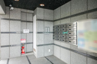 【エントランス】