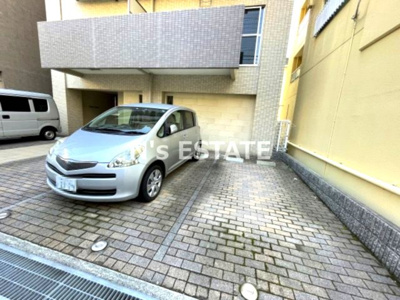 【駐車場】 | キューブコート