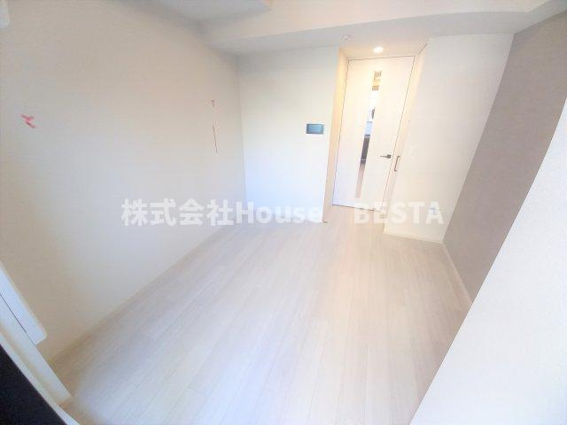 レジュールアッシュ神戸ハーバーランドの洋室