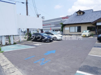 【駐車場】