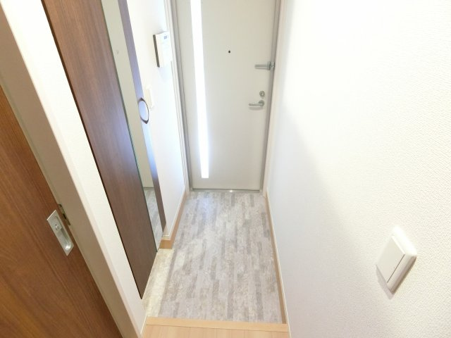ラヴィベールメゾンの玄関