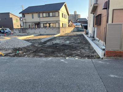 【外観】 | 瑞穂区河岸町第3期 全1棟 1号棟＜仲介手数料無料＞井戸田小・津賀田中　新築一戸建て | 12/24撮影
住宅ローンアドバイザーの村田です。住宅ローン審査が通らなかった方、あきらめる前にご相談ください。
