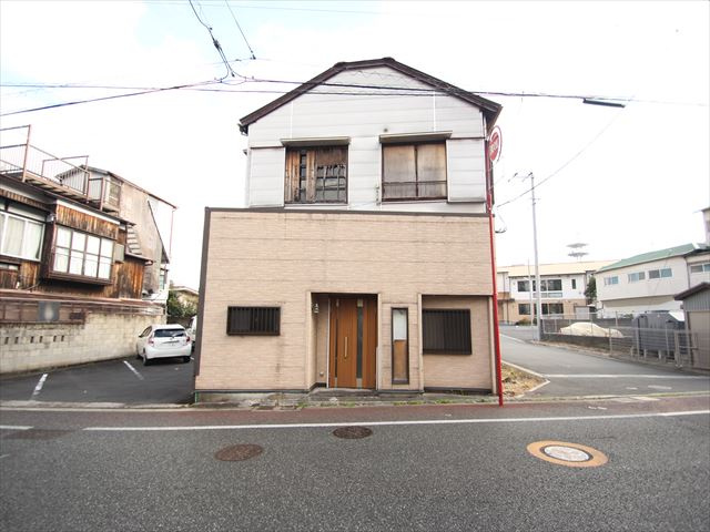 伊東市中央町古屋付き土地