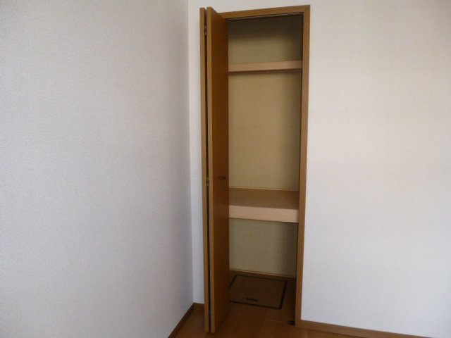 グランメゾンＡの収納