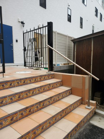 ミハス新宿富久町のエントランス|ミハス新宿富久町