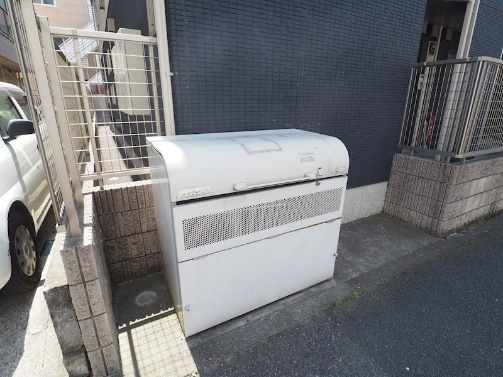敷地内ゴミ捨て場★
