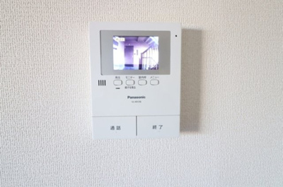 【セキュリティ】 | サンヴィレッジ本宿 | ※同タイプの別の部屋の写真です。