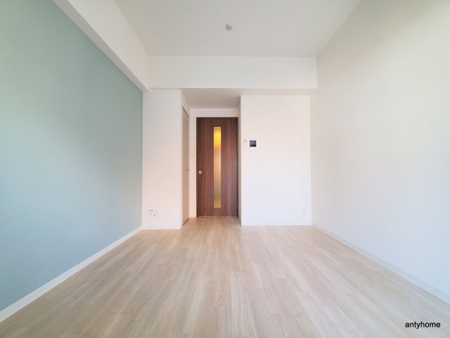 ワールドアイ阿波座WEST(旧 エグゼ西大阪2)　仲介手数料無料の洋室