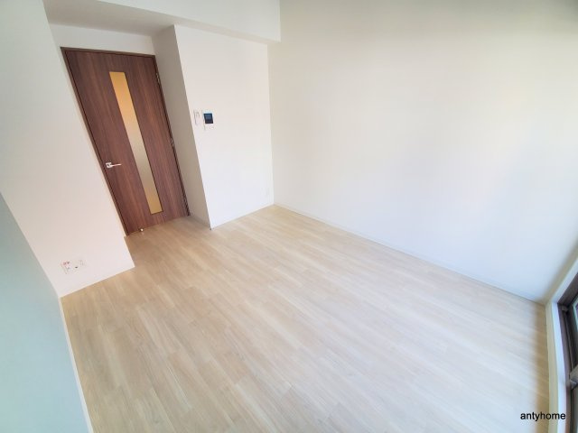 ワールドアイ阿波座WEST(旧 エグゼ西大阪2)　仲介手数料無料の寝室