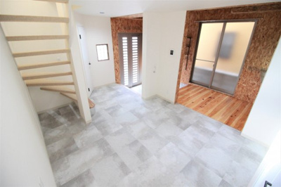 【居間・リビング】 | 八尾木1丁目戸建て