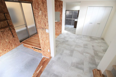 【居間・リビング】 | 八尾木1丁目戸建て