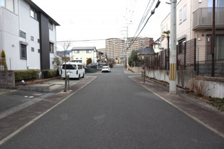 【前面道路含む現地写真】
