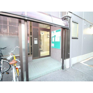 【エントランス】