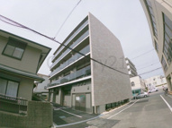 LA TERREの画像