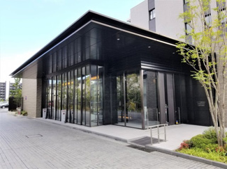 【エントランス】 | 落ち着いたエントランスです