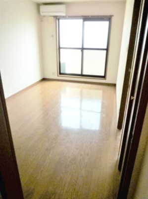 【居間・リビング】 | カンタ－レ鶯谷Ⅰ番館