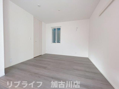 【寝室】 | フローヴィオ