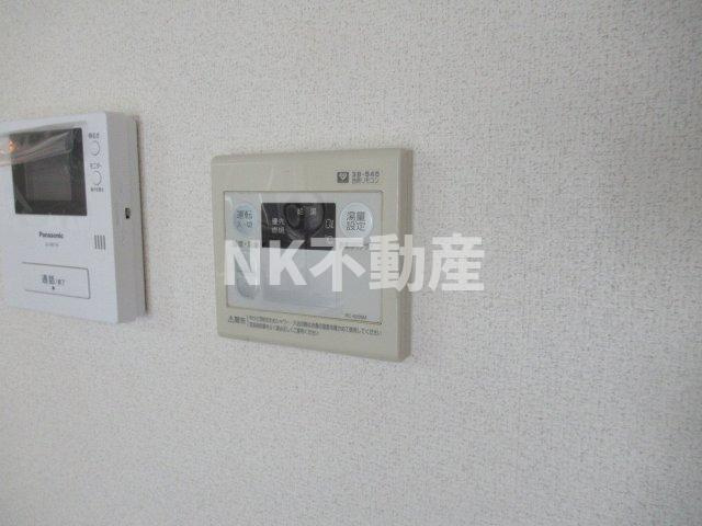 【その他】 | 日下グランドハイツ（石切賃貸） | 給湯スイッチです