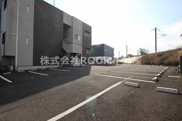 DOLCEVITA西町の駐車場|カースペースがあります