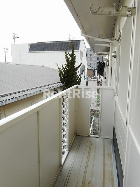 ニューシティカズミのバルコニー|バルコニー