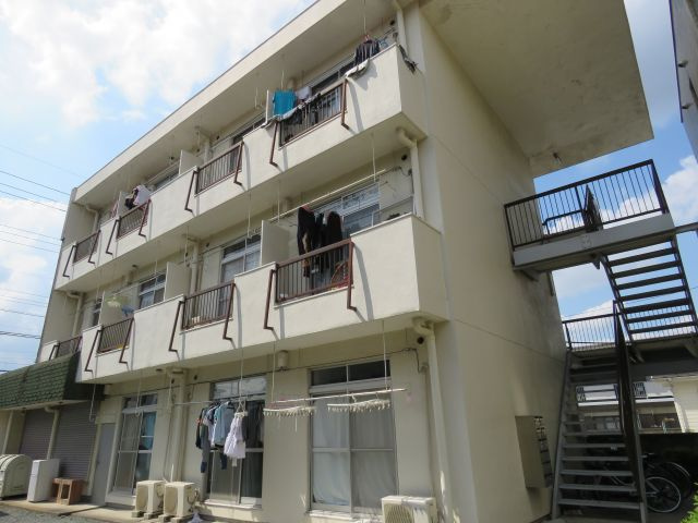 平田マンションの外観