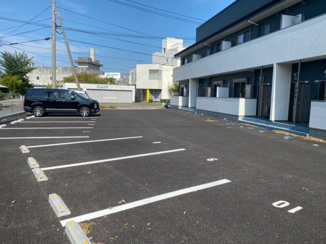 【駐車場】 | ウィスタリア大川
