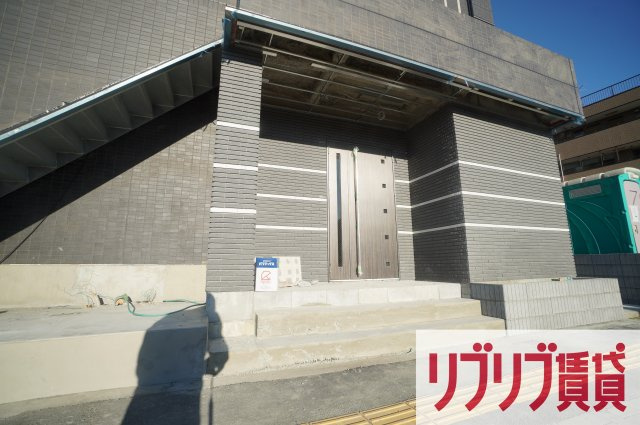 INSURANCE BLDG.ⅩⅧのエントランス