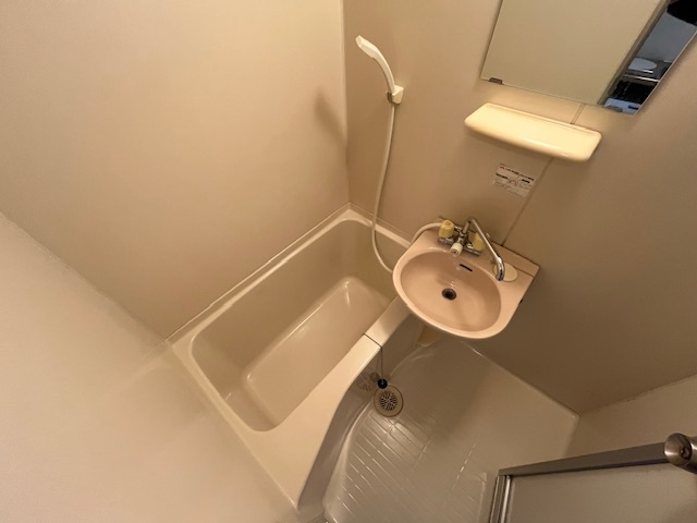 メゾン和泉の浴室|同マンション別部屋写真