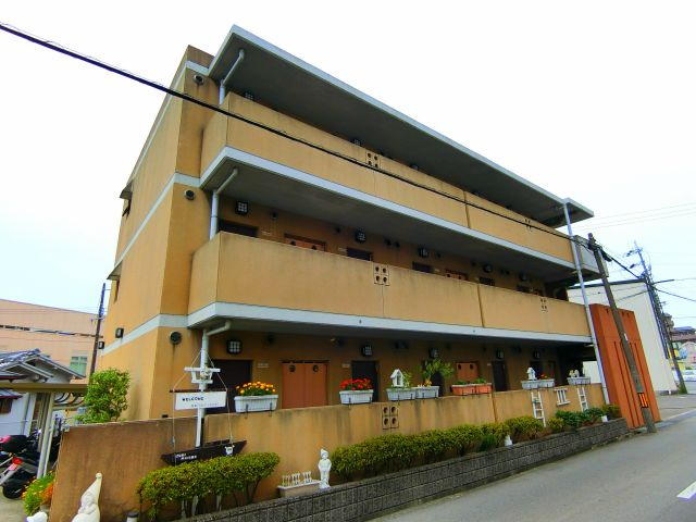 メゾン和泉の外観