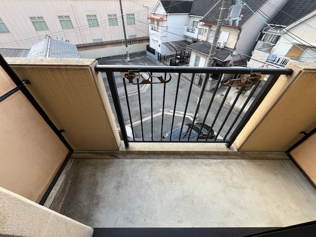 メゾン和泉のバルコニー|同マンション別部屋写真