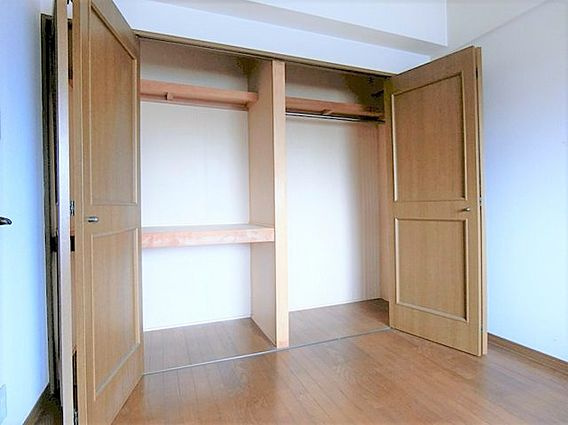 グリーンヒルズ東山IIの収納|現況を優先とします。