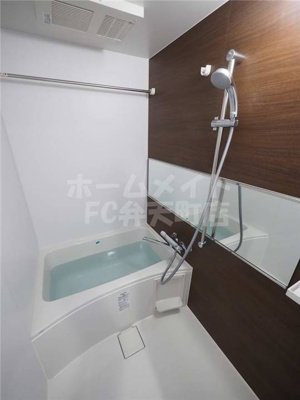 【浴室】 | レオンコンフォート九条ガレリア | コンパクトで使いやすいお風呂です