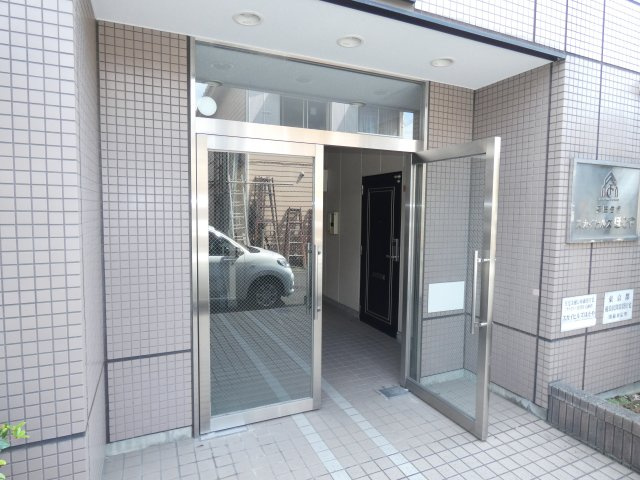 【エントランス】