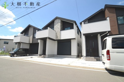 【前面道路含む現地写真】 | 海老名市中新田4丁目 新築戸建て　全３棟　【仲介手数料無料】