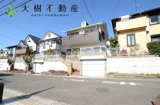 【前面道路含む現地写真】 | 前面道路約6.0ｍあるので駐車も楽々♪