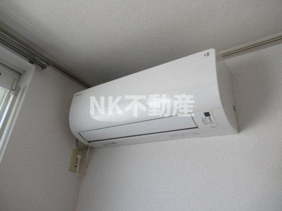 【設備】 | エステートピアナカタB棟（長瀬賃貸） | エアコン付きです
