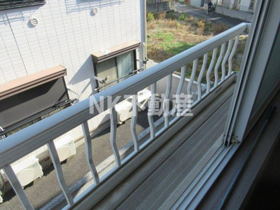 【バルコニー】 | エステートピアナカタB棟（長瀬賃貸） | 物干しです