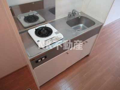 【キッチン】 | エステートピアナカタB棟（長瀬賃貸） | お料理しやすいキッチンです