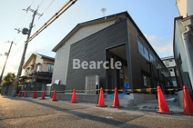 レオネクストファーストクラスの画像