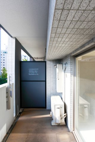 アルファシオ リエンソ　5階のバルコニー|別号室のものになります。現状優先です。