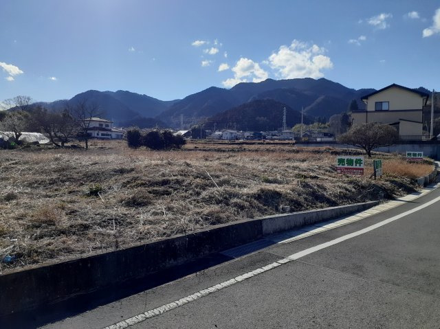 藤岡市浄法寺②号地　土地720の前面道路含む現地写真